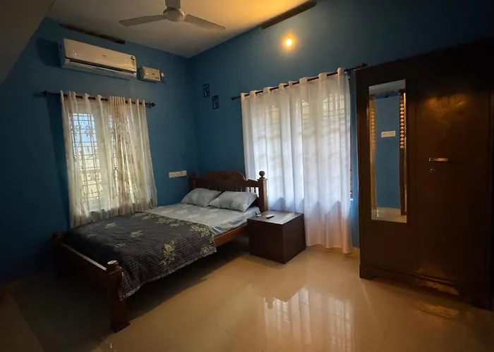 Souparnika Homestay Varkala