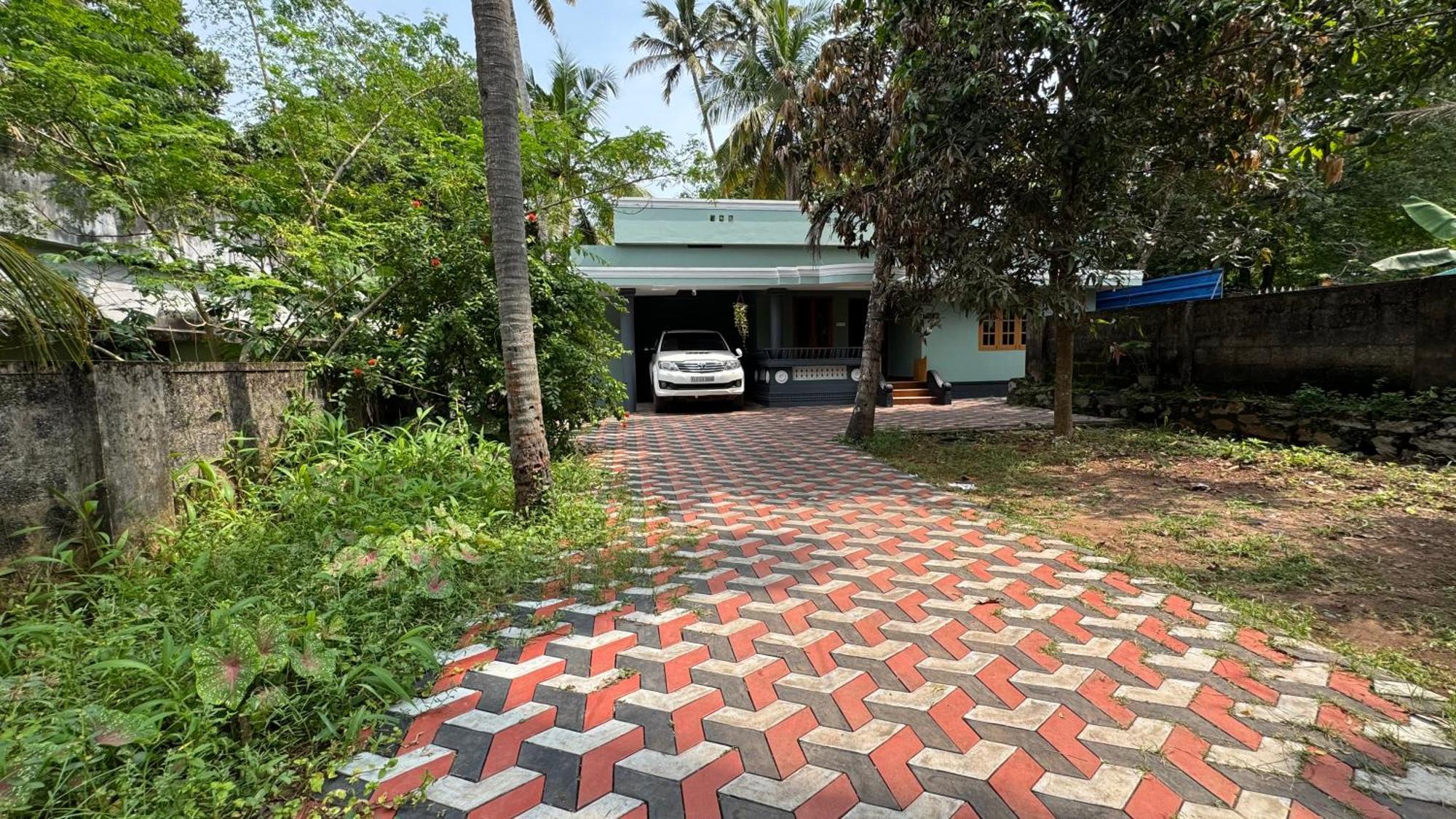 Villa Souparnika Varkala